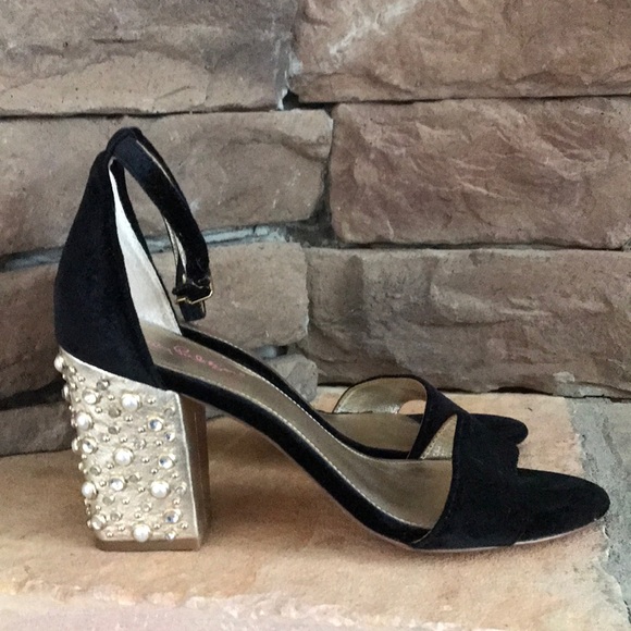 Lilly Pulitzer Amber Lynn Embellished Sandal / 9.5 - Picture 2 of 10